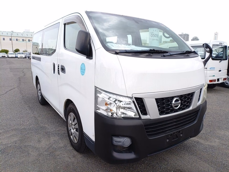 NISSAN NV350 CARAVAN