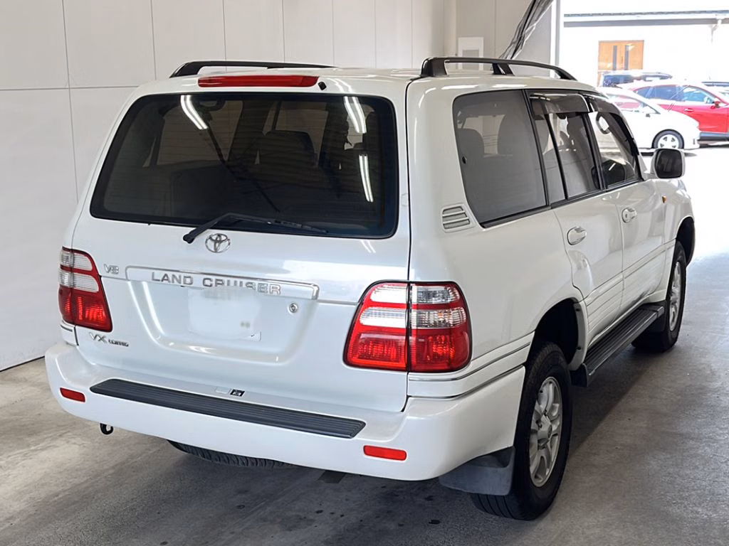TOYOTA LAND CRUISER