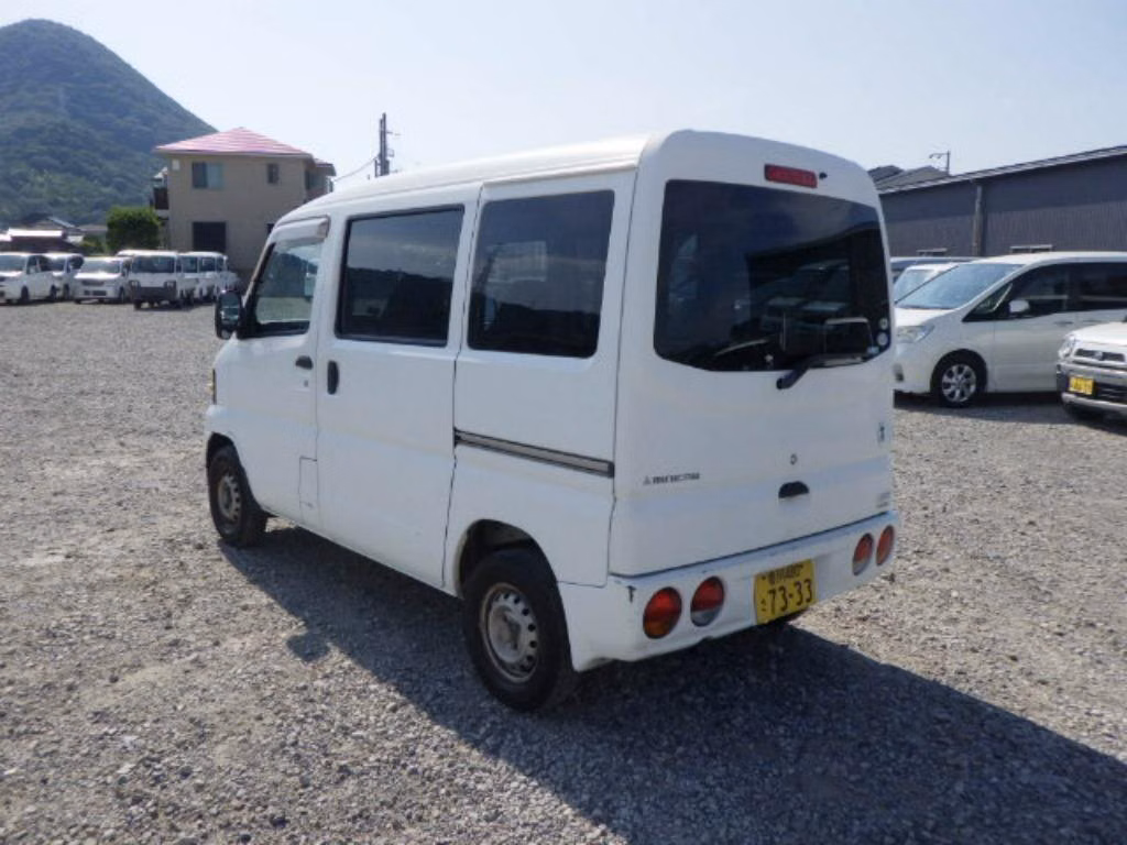 MITSUBISHI MINICAB