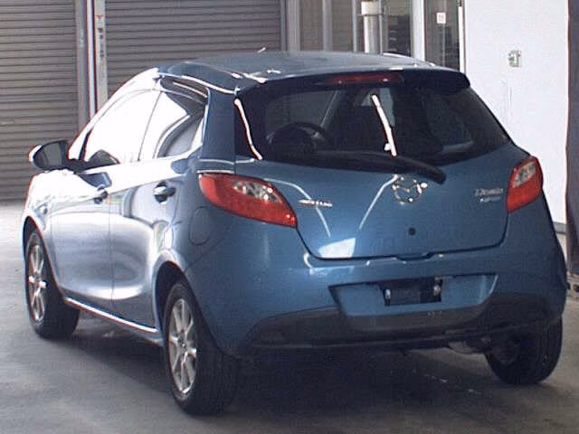 MAZDA DEMIO