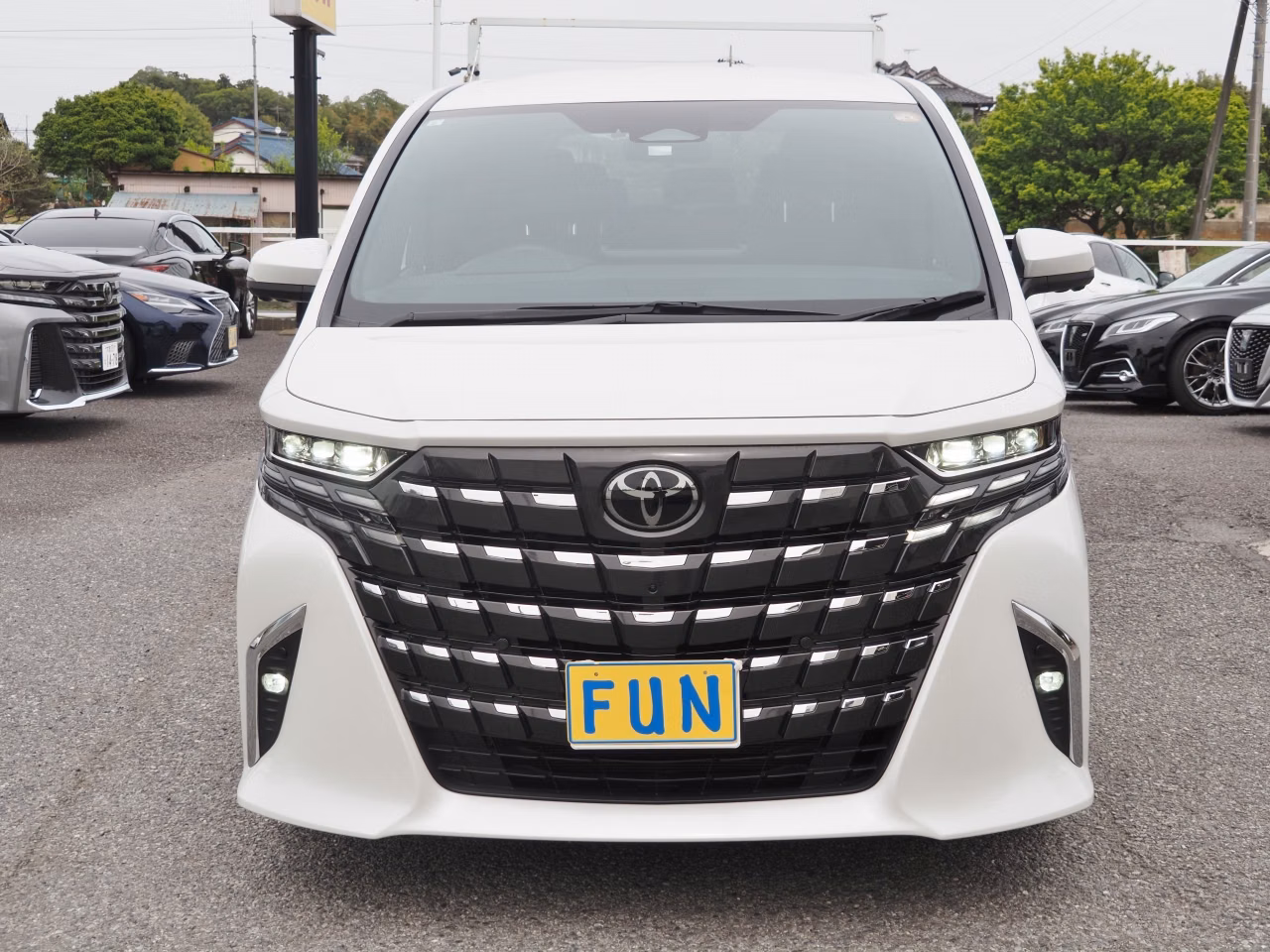 TOYOTA ALPHARD