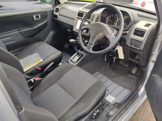 MITSUBISHI PAJERO MINI