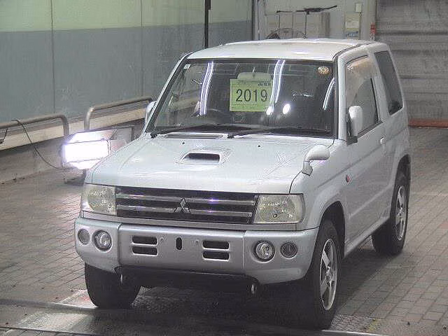 MITSUBISHI PAJERO MINI