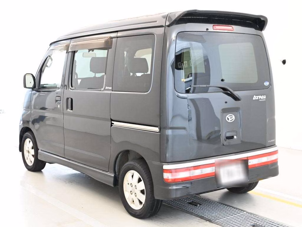 DAIHATSU ATRAI