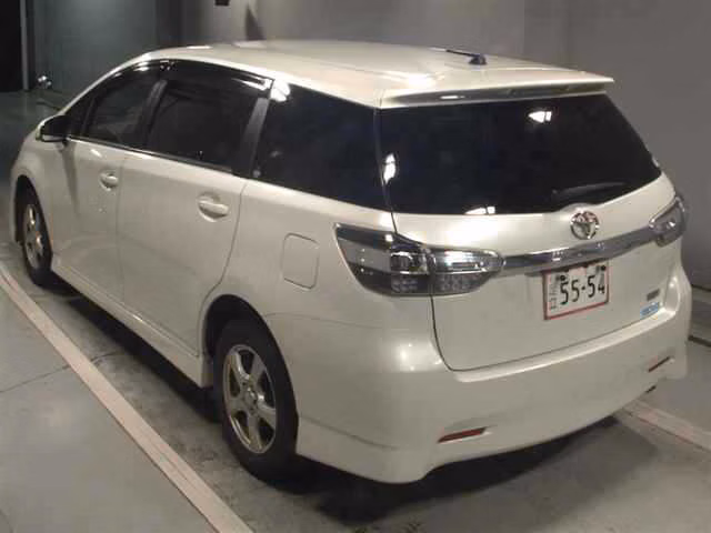 TOYOTA WISH