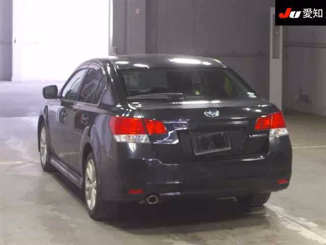 SUBARU LEGACY B4