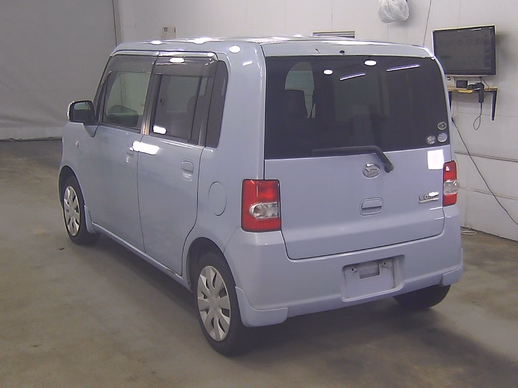 DAIHATSU MOVE CONTE