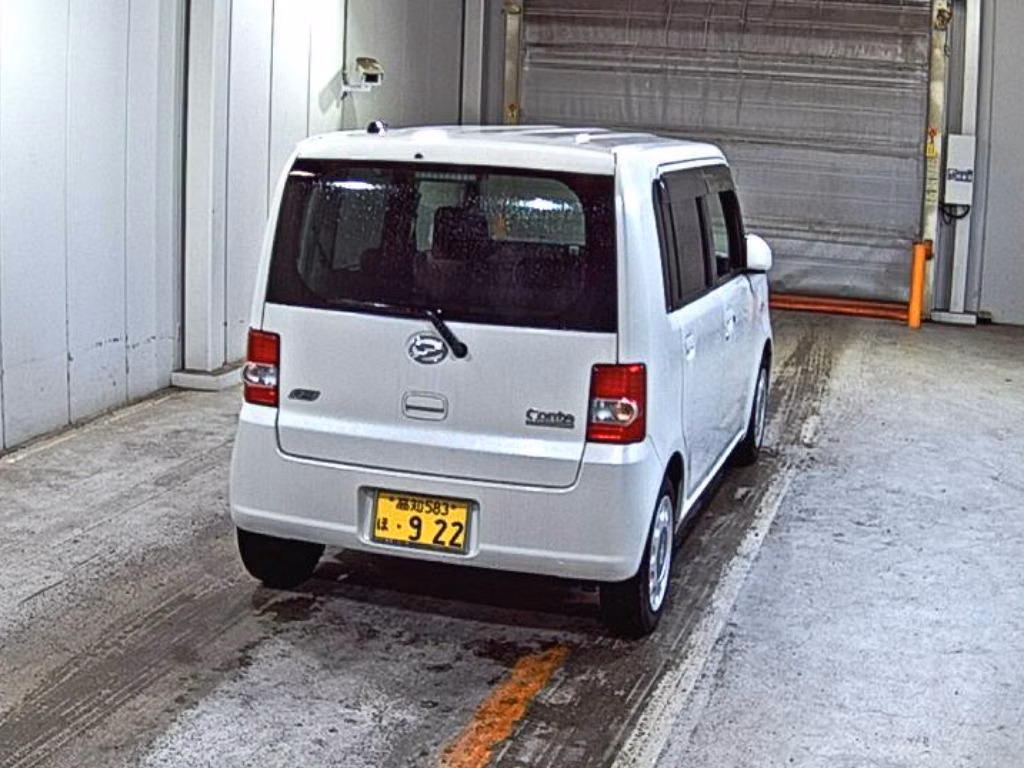 DAIHATSU MOVE CONTE