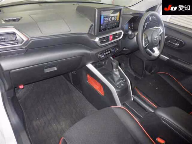 DAIHATSU ROCKY