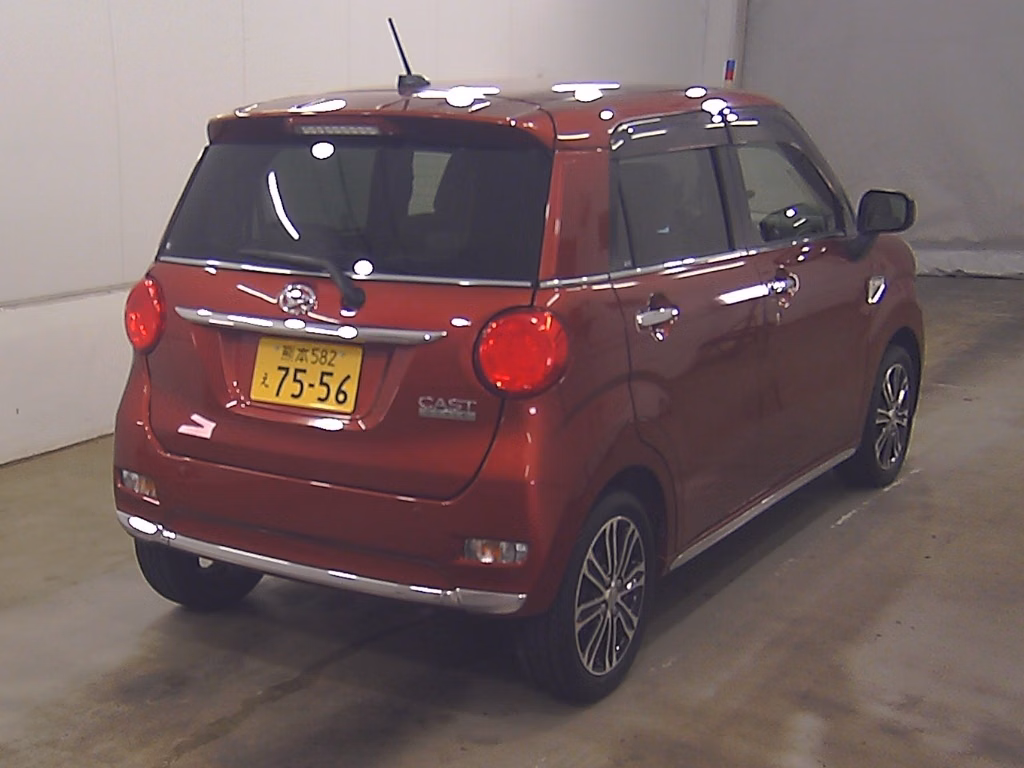 DAIHATSU CAST