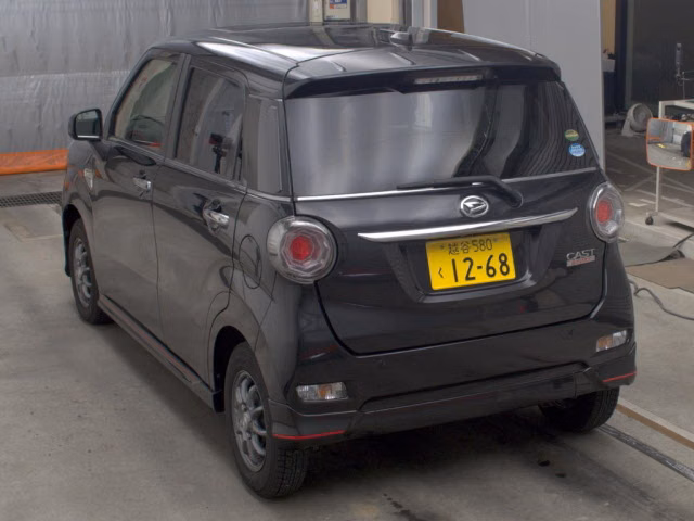 DAIHATSU CAST