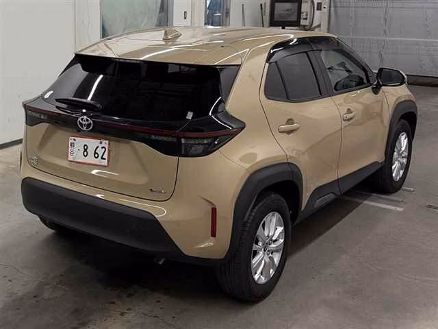 TOYOTA YARIS CROSS