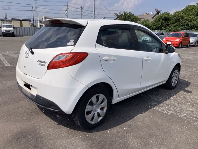MAZDA DEMIO