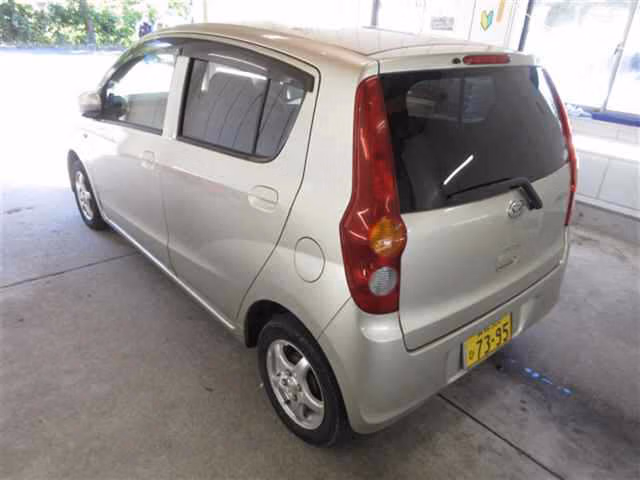 DAIHATSU MIRA