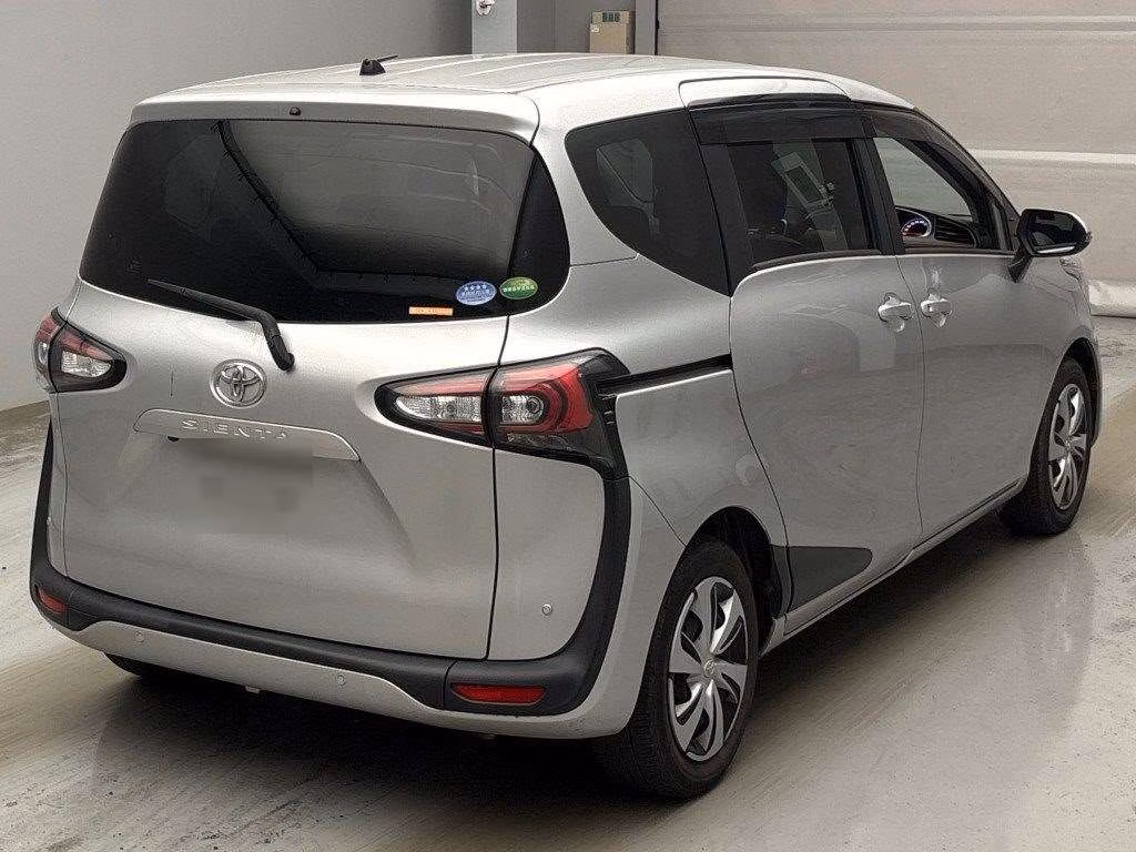 TOYOTA SIENTA