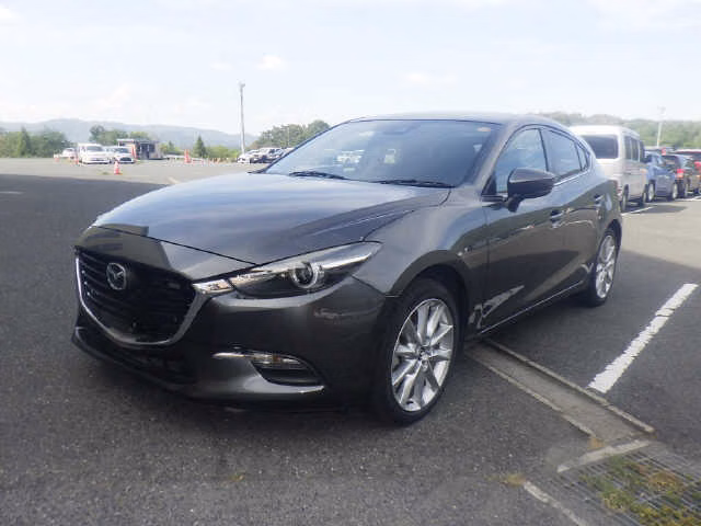 MAZDA AXELA