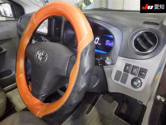 TOYOTA PIXIS EPOCH