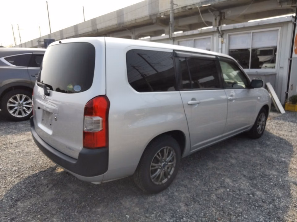 MAZDA FAMILIA