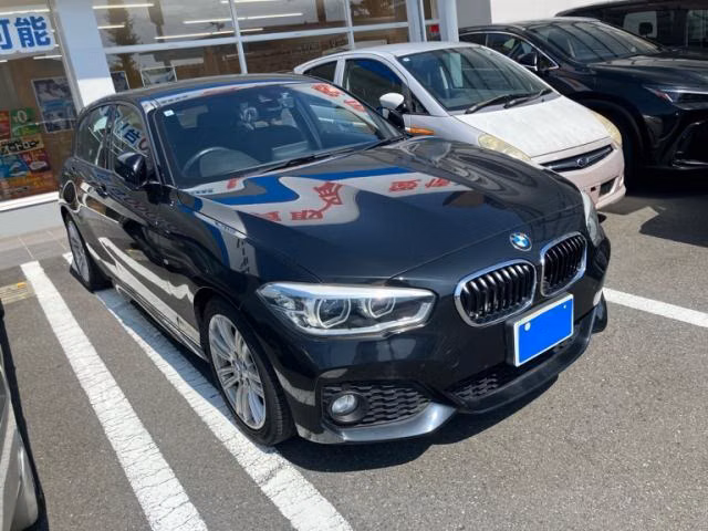 BMW 1-SERIES