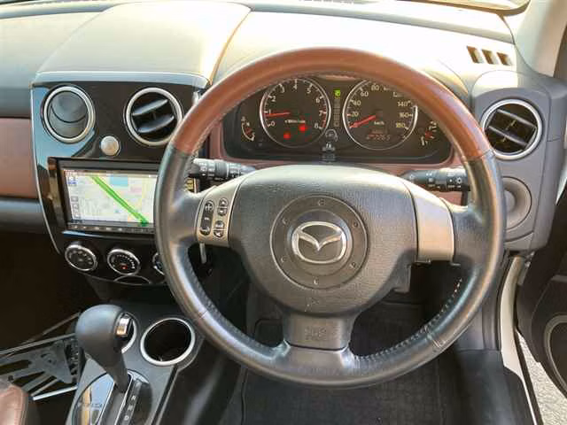 MAZDA VERISA