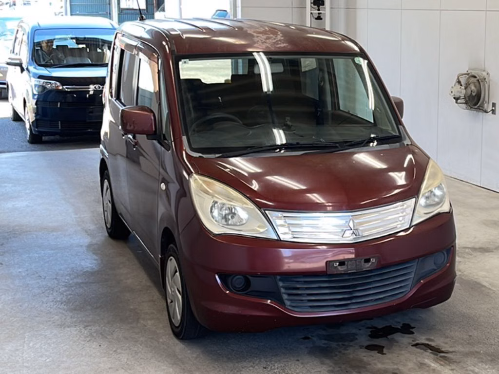 MITSUBISHI DELICA D:2