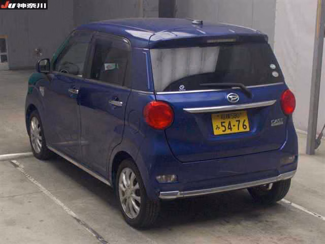 DAIHATSU CAST