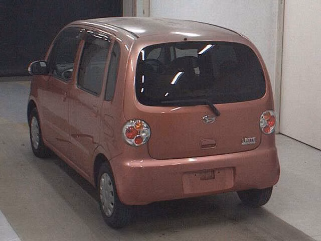 DAIHATSU MOVE LATTE