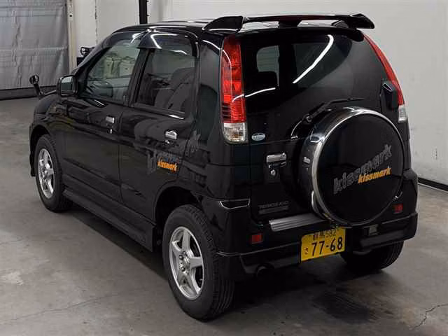 DAIHATSU TERIOS KID