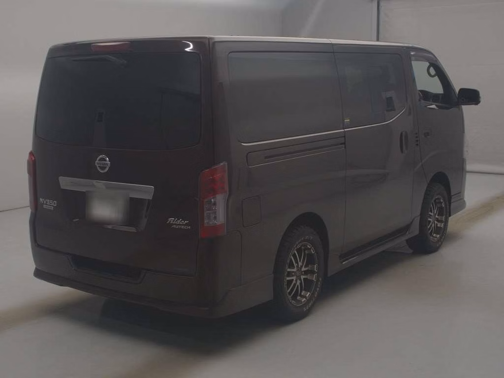 NISSAN NV350 CARAVAN