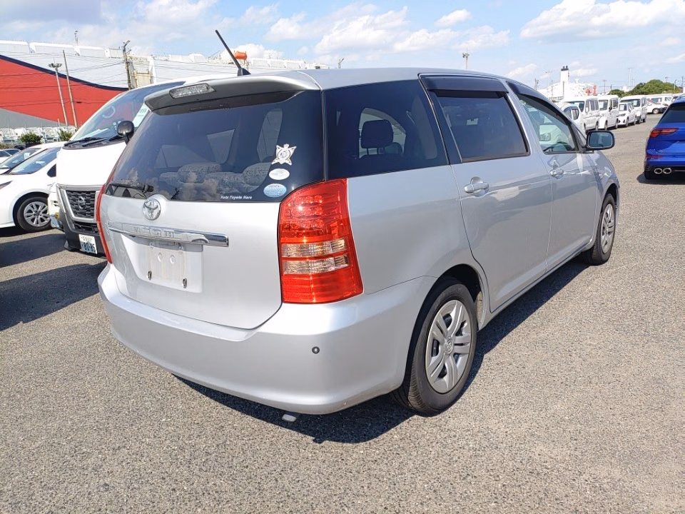 TOYOTA WISH
