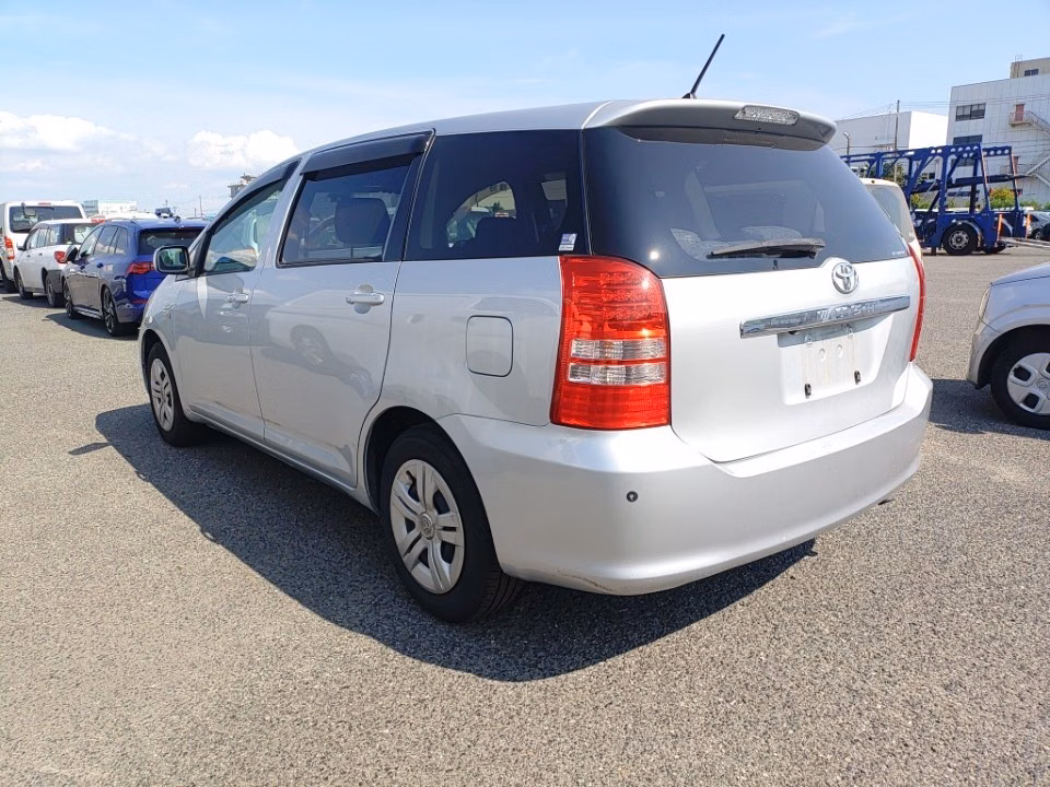 TOYOTA WISH