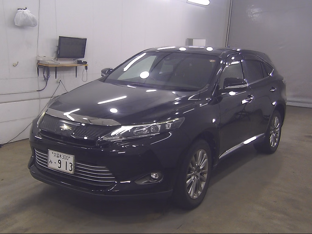 TOYOTA HARRIER