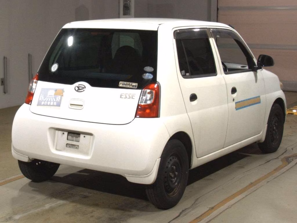 DAIHATSU ESSE
