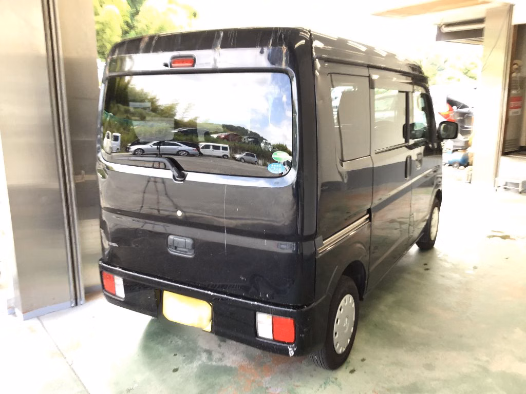 MITSUBISHI MINICAB