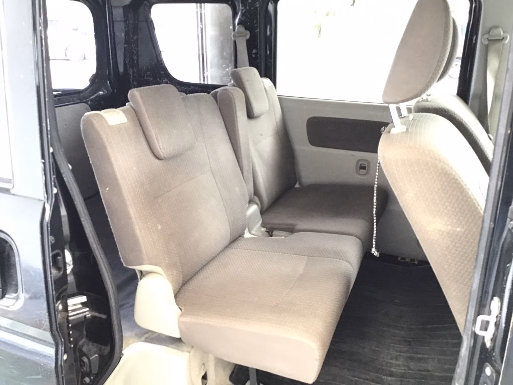 MITSUBISHI MINICAB