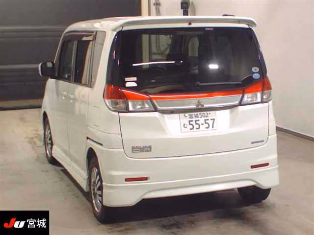 MITSUBISHI DELICA D:2