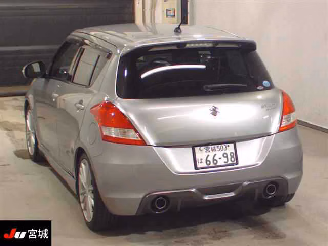 SUZUKI SWIFT
