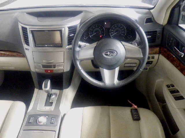 SUBARU LEGACY