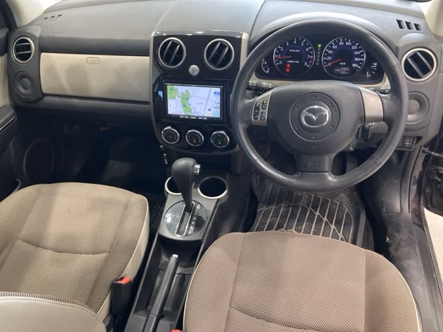 MAZDA VERISA