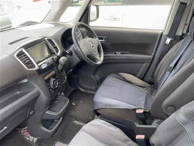 MITSUBISHI DELICA D:2