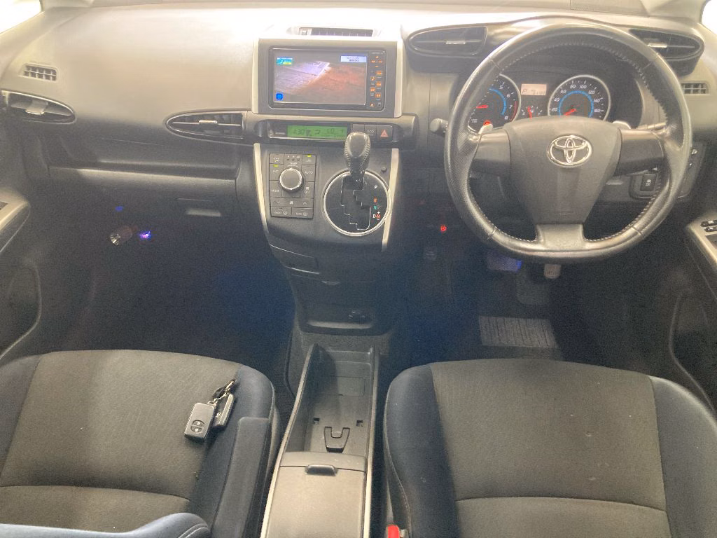 TOYOTA WISH