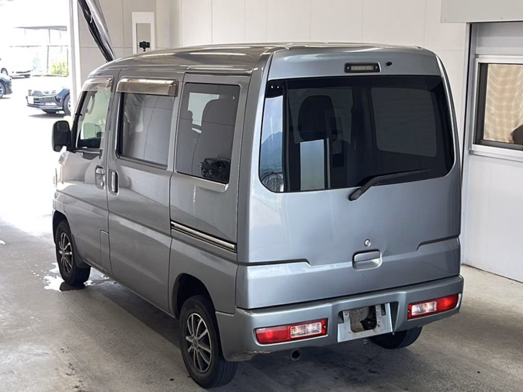 MITSUBISHI MINICAB