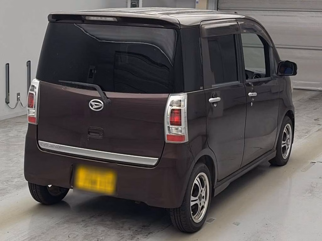 DAIHATSU TANTO EXE