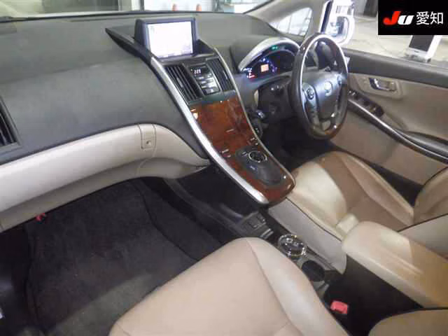 TOYOTA SAI
