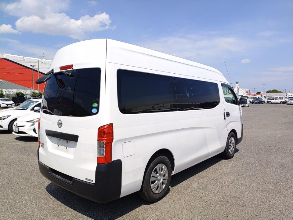 NISSAN NV350 CARAVAN