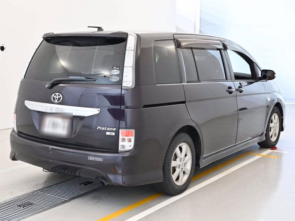 TOYOTA ISIS