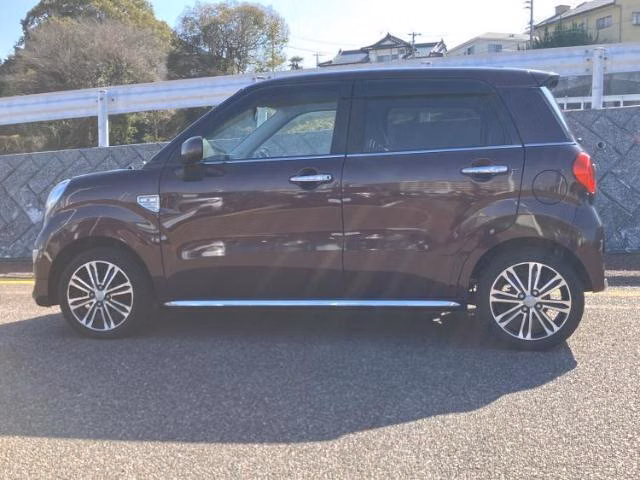 DAIHATSU CAST