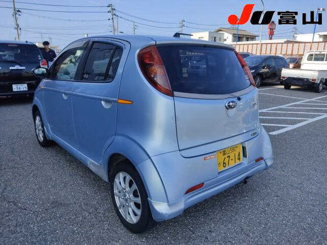 SUBARU R2