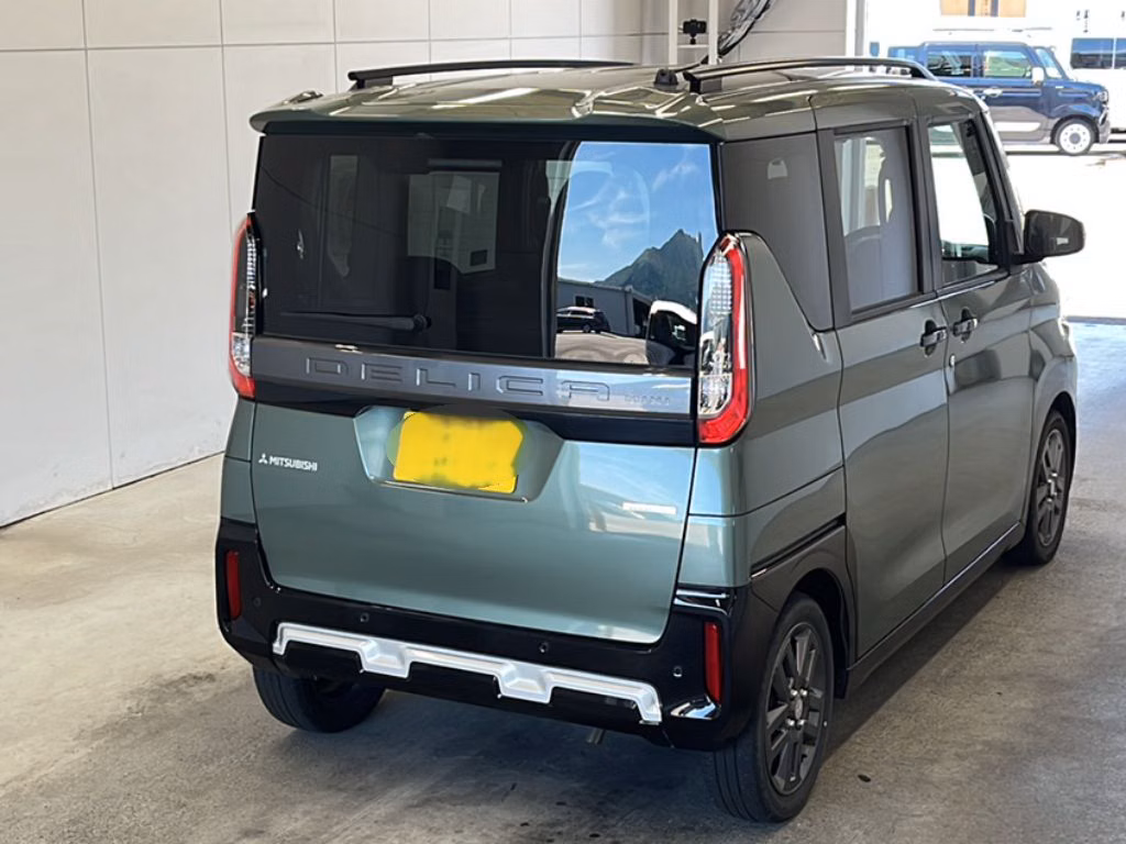 MITSUBISHI DELICA MINI