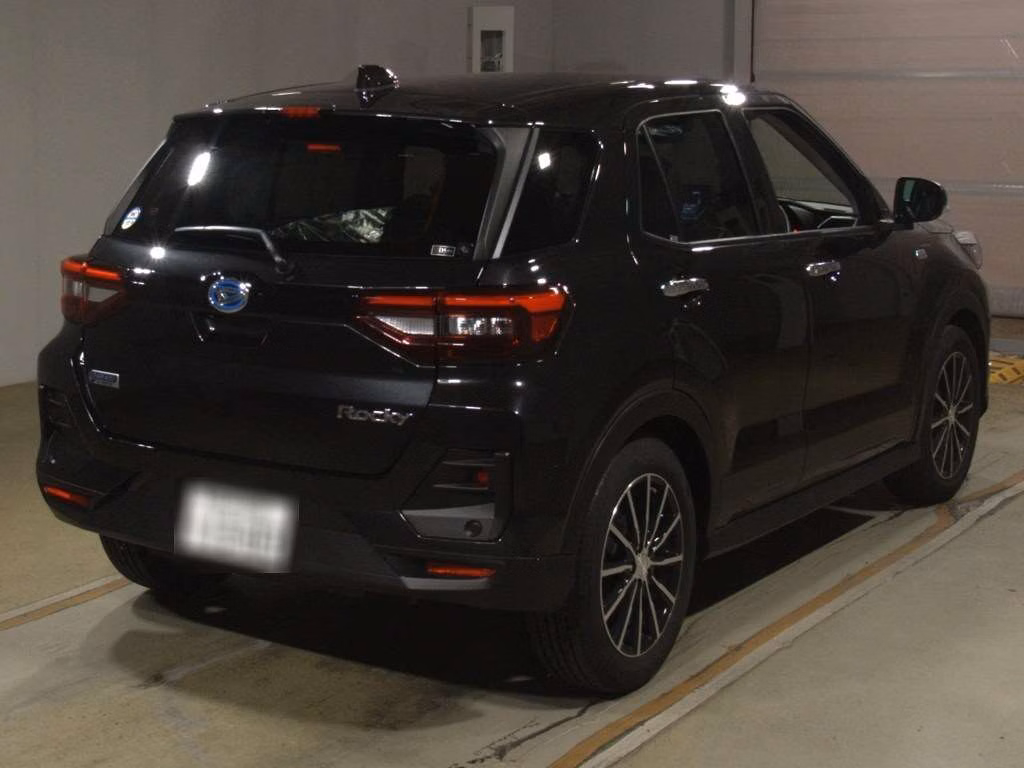 DAIHATSU ROCKY
